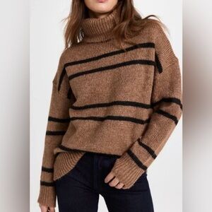 line and dot Veronica sweater